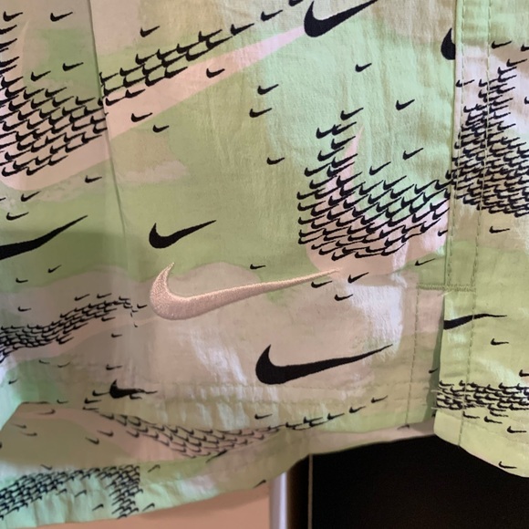NWT Nike swim shorts - Picture 2 of 4